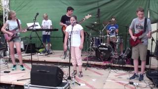 SimplyWe spielen "NY Rio Rosenheim" von Sportfreunde Stiller