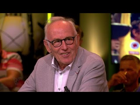 Gasten gaan stuk om TV-commercials Joop Zoetemelk - VI ORANJE BLIJFT THUIS