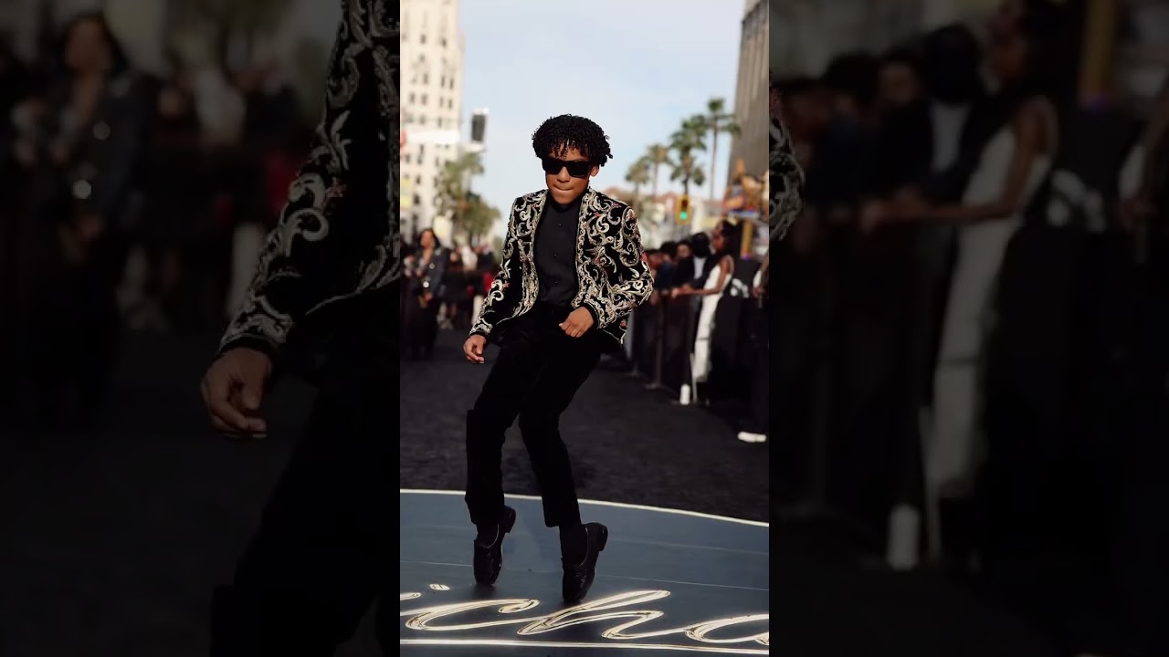 Juliano Valdi at the Los Angeles premiere