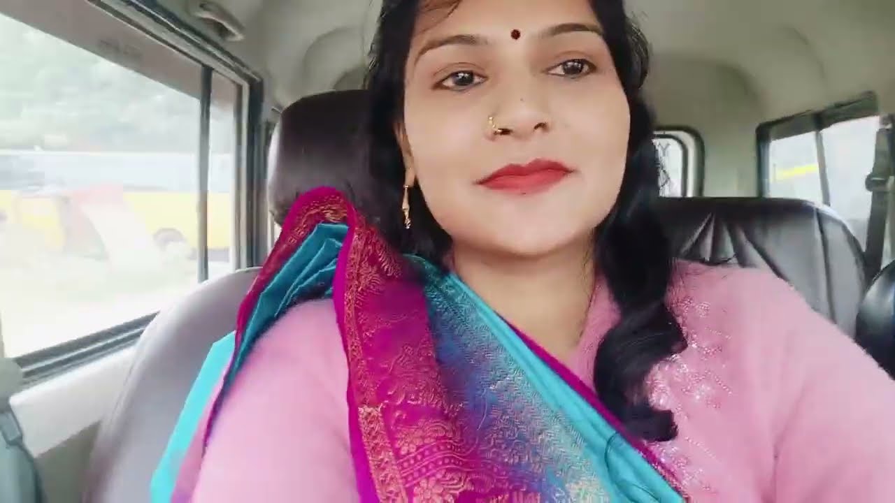 “Sardi Mein Banaras Ki Khoobsurti | Aaj Hum Dono Gaye The Banaras ❤️❄️ | Rinkiup65 Vlog”