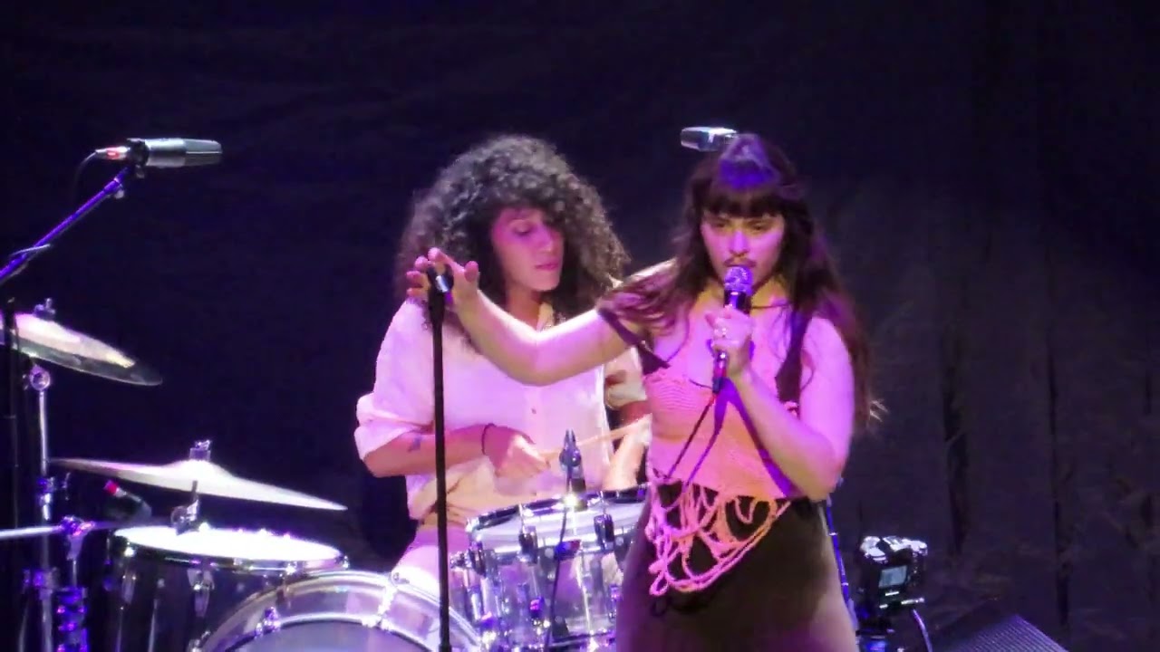 Teri Gender Bender 10012022 MGM Music Hall Fenway Boston, Ma YouTube