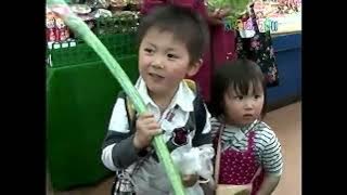 Japanese kids go shopping alone 02