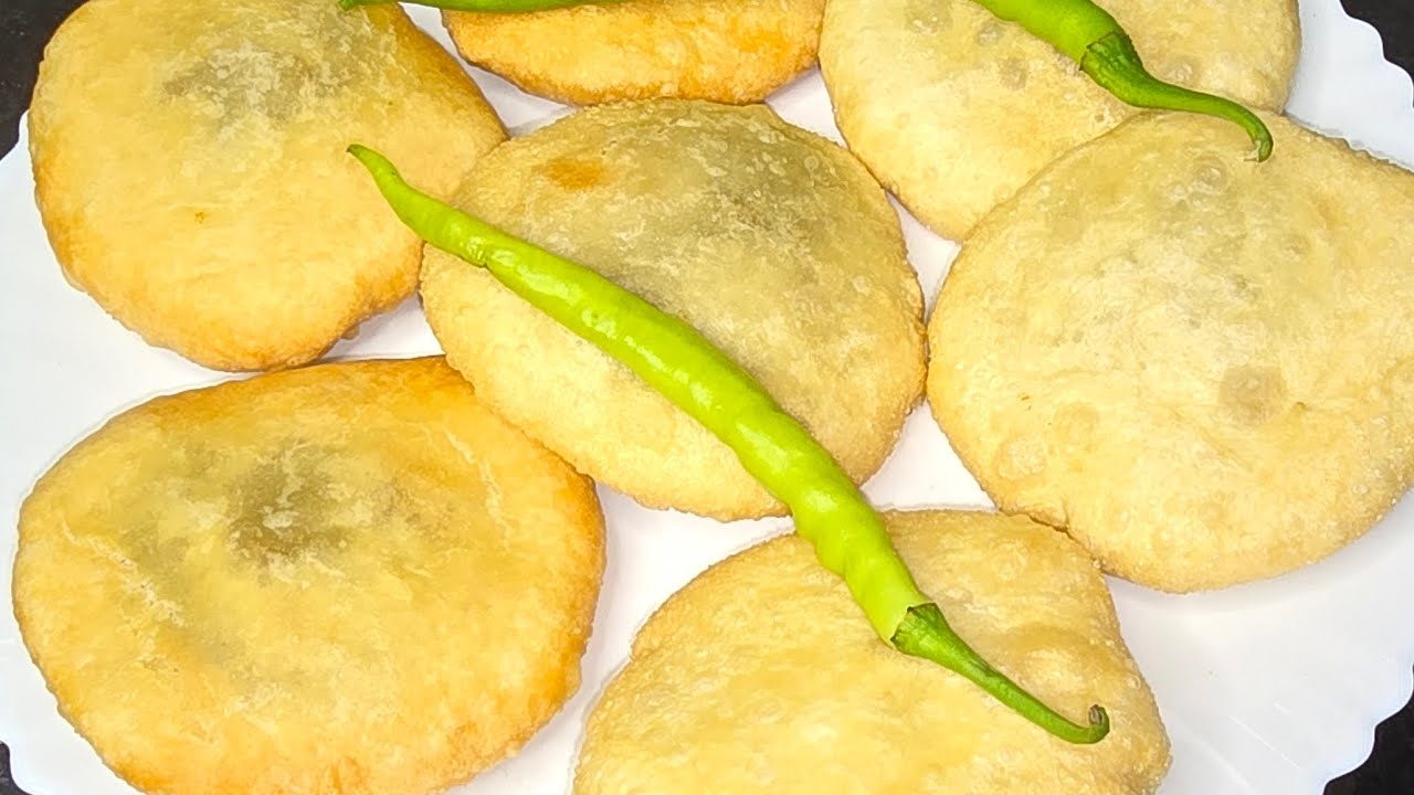 ताजा हरे मटर की येसी कचोढी नही खाई होगी एक दम अलग ओर सुआदीसट 