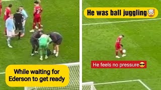 Watch what Mac Allister did while waiting to take penalty🤯 vs Man city...