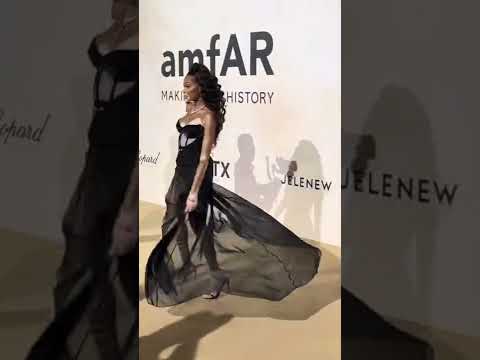 Winnie Harlow FESTIVAL