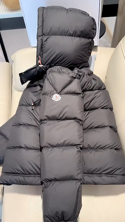 #monclerjacket #downjacket #fashion #pufferjacket #sale #winterjacket #unboxing #luxury