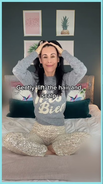 Give Yourself A Stress Boosting Head Massage In Under One Minute￼