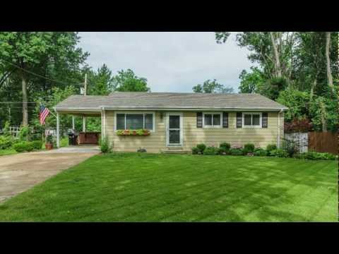 1327 Simmons Lane, Kirkwood, MO home video tour