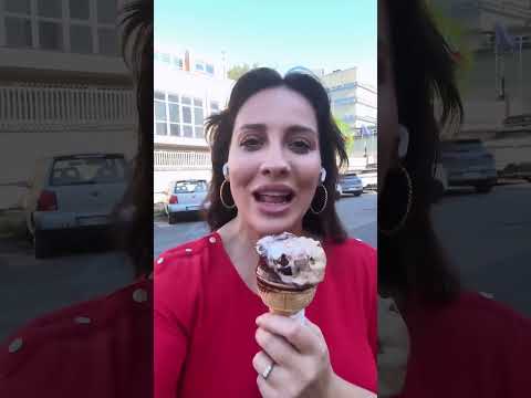 Video Francesca Manzini accetta l'invito e la sfida di Alessandra Mussolini per la festa vittoria