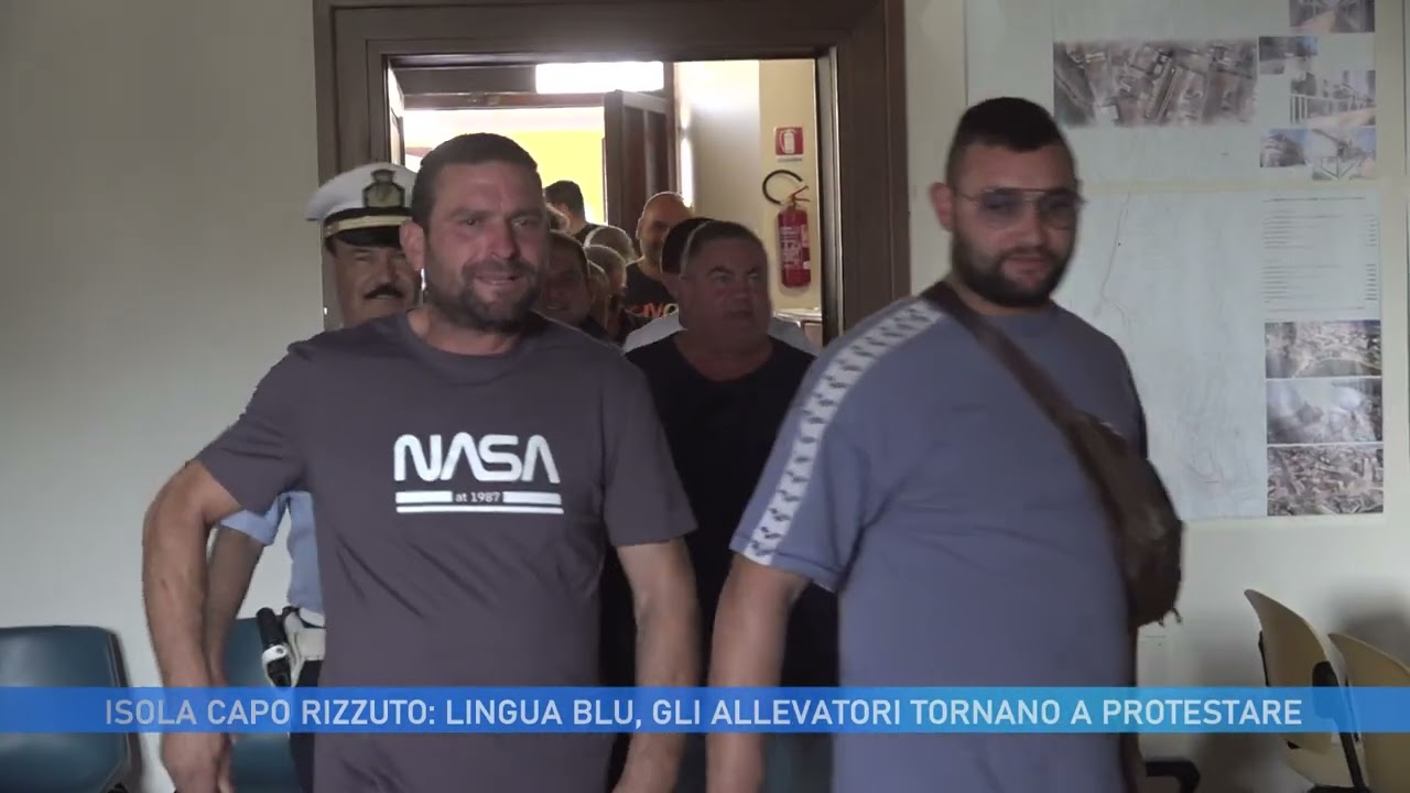 ISOLA CAPO RIZZUTO: LINGUA BLU,  GLI ALLEVATORI TORNANO A PROTESTARE