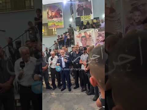 اشتية بين احرار مخيم جنين والمقاومين في تعزية اسر الشهداء