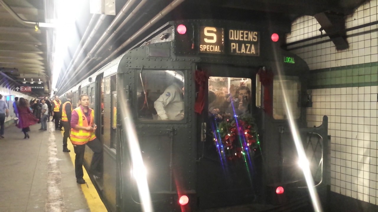 MTA NYC Subway: Holiday R1/9 Nostalgia Train Entering & Leaving @ 23rd ...