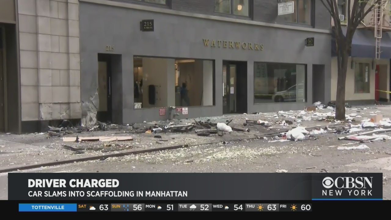 Car Slams Into Scaffolding In Manhattan - YouTube