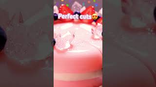 Listen when the knife touches the plate 😌🍰 #asmr #visualasmr #satisfying #cake #asmrvideo