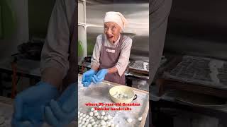 At 100, She’s Still the Mitarashi Dumpling Queen