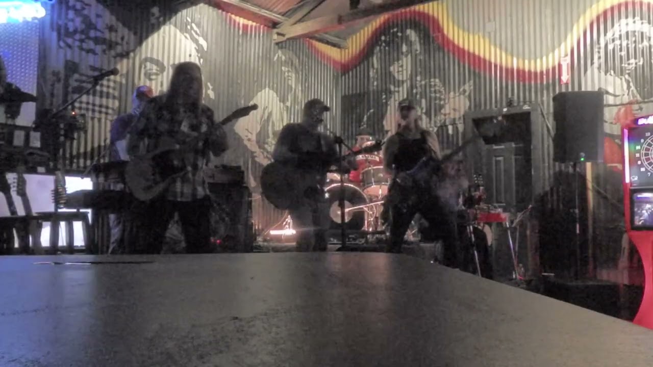 Barbwire Live at Hotrods and Beer