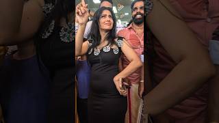 അവനതകയട കയയല ടററ കണട