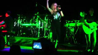 Avril Lavigne - Alice (Arena Moscow 04.09.2011)