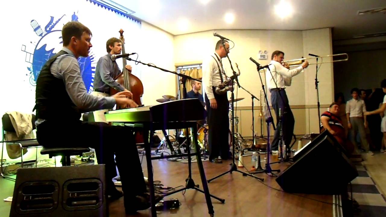 Take the "A" Train by Gordon Webster+Paul Cocentino