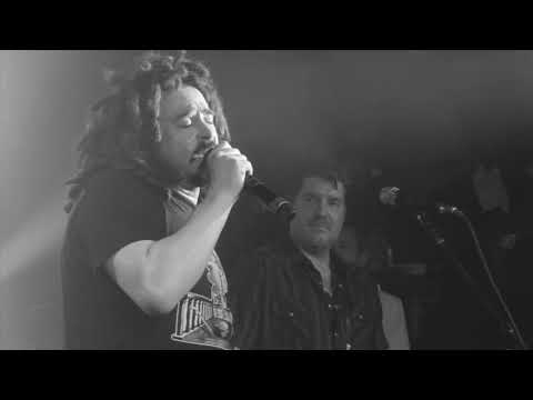 Counting Crows - Mr. Jones - 7/4/2012 - Codfish Hollow Barn - Maquoketa, IA