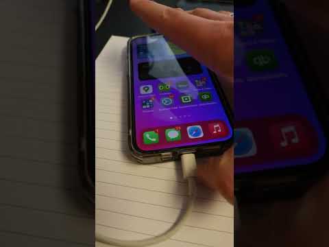 Video: Bolehkah anda menggunakan telefon anda sebagai iClicker?