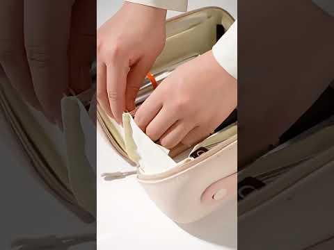 Дорожня косметичка; органайзер в басейн для косметики жовта, видео 1