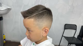 Детская стрижка для мальчика с пробором. Haircut for a boy.#стрижкадетская #boyhaircutting