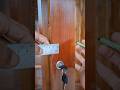 Handle pintu lemari yang terpasang sempurna #woodworking #diy #tips #tools #tricks