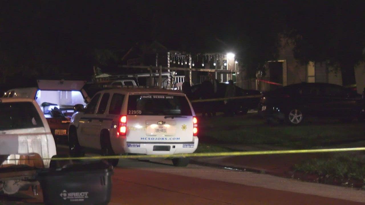 Deputies investigating deadly home invasion in northeast Harris County