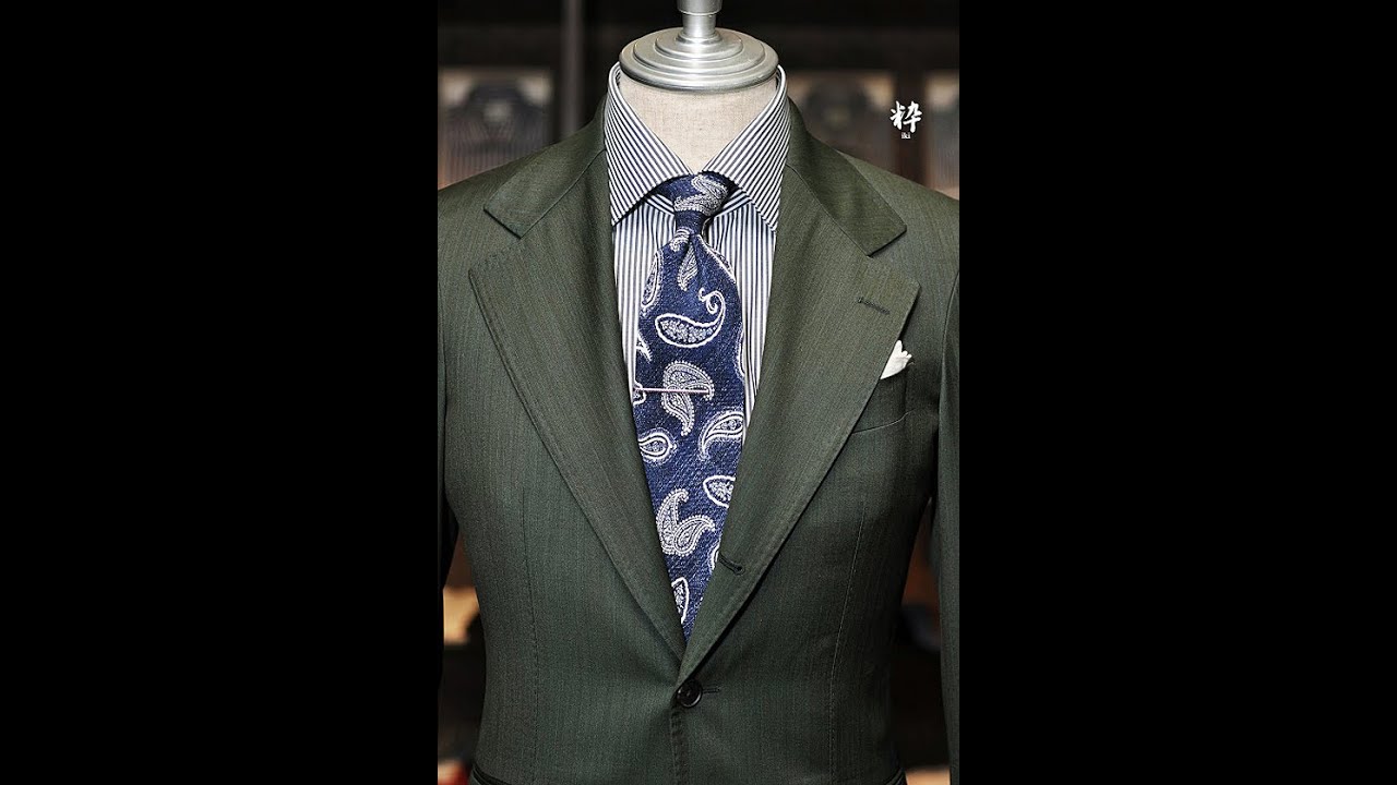 ビジネスで着られるオリーブスーツ DRAPERS 