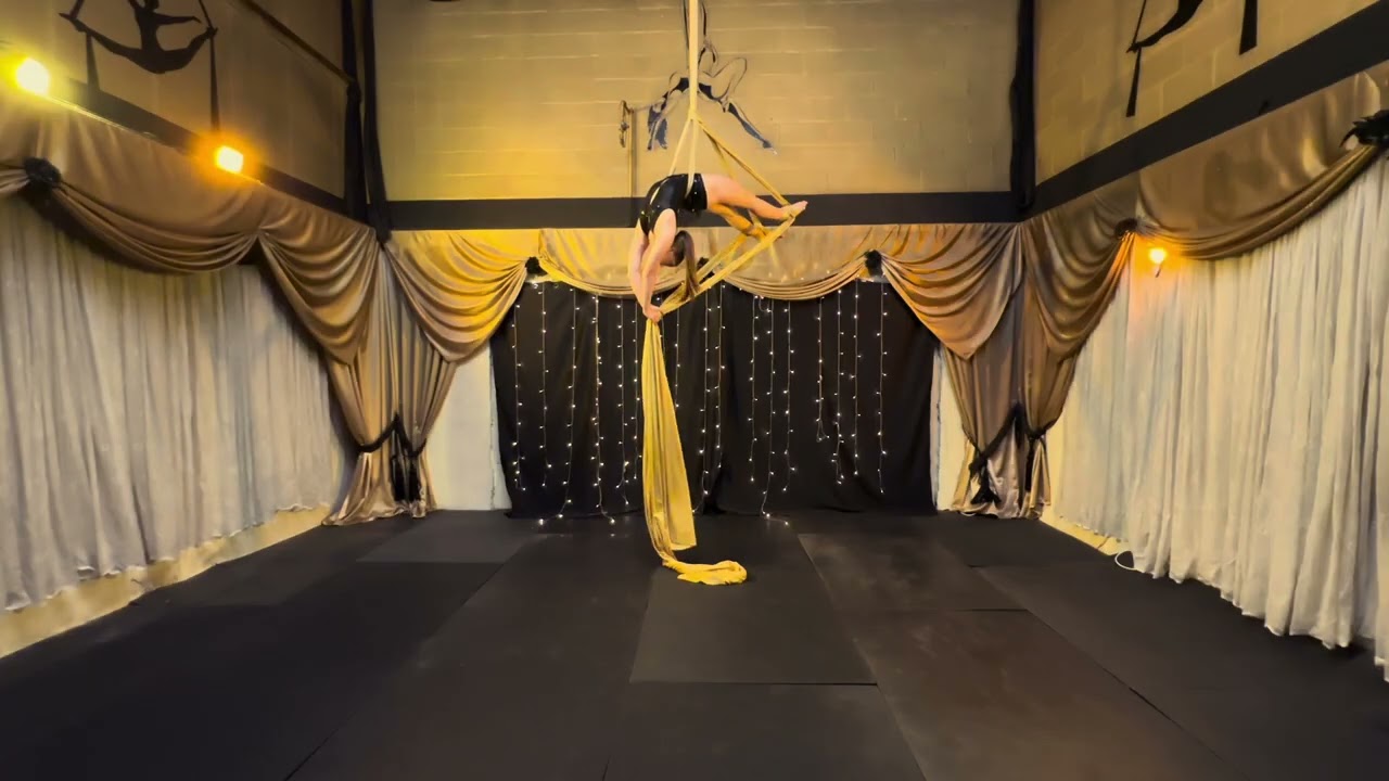 Aerial Silks Routine