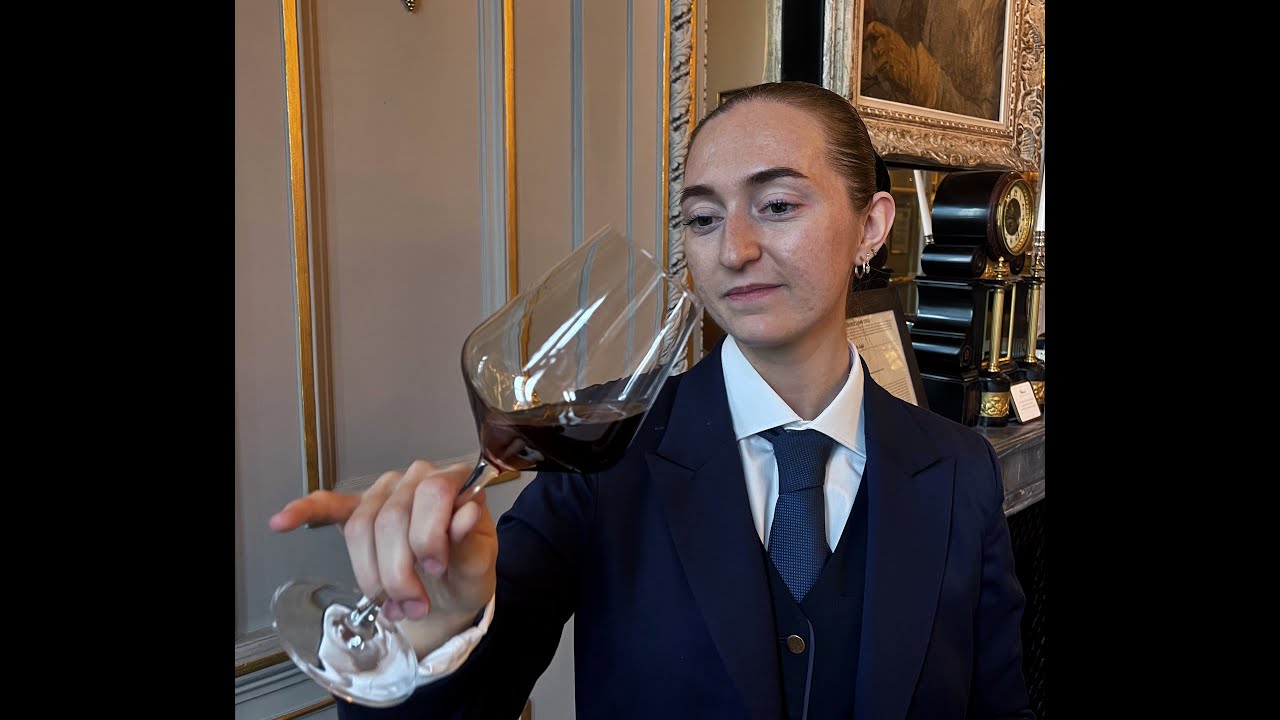 Trophée des jeunes sommeliers de Châteauneuf-du-Pape - La finale de Maéva Rey (Tour d'Argent Paris)