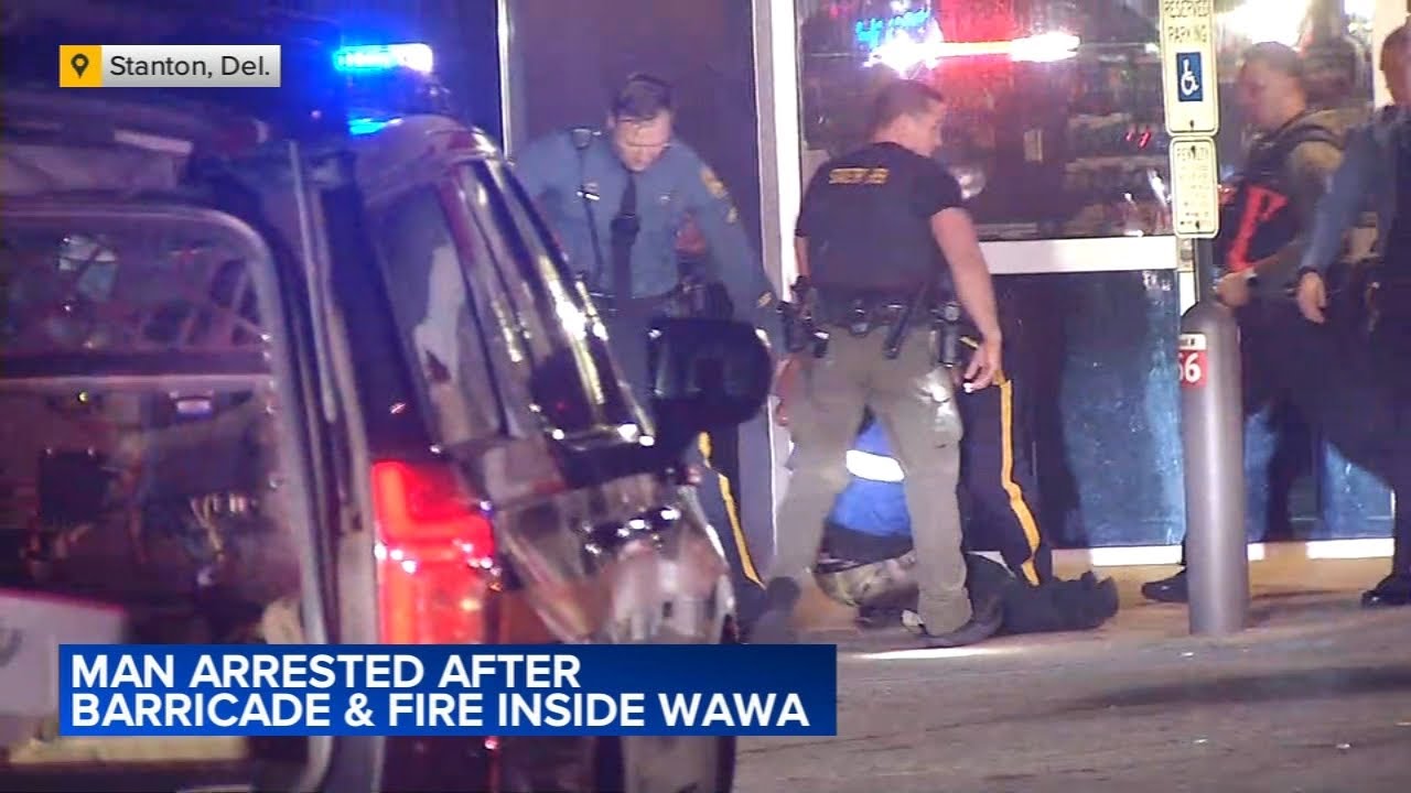 Man arrested following barricade situation inside Delaware Wawa - YouTube