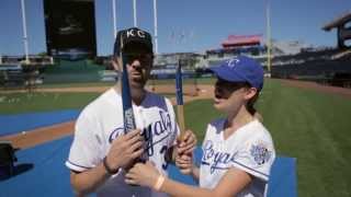 Olivia Wilde Breaks Her Bat