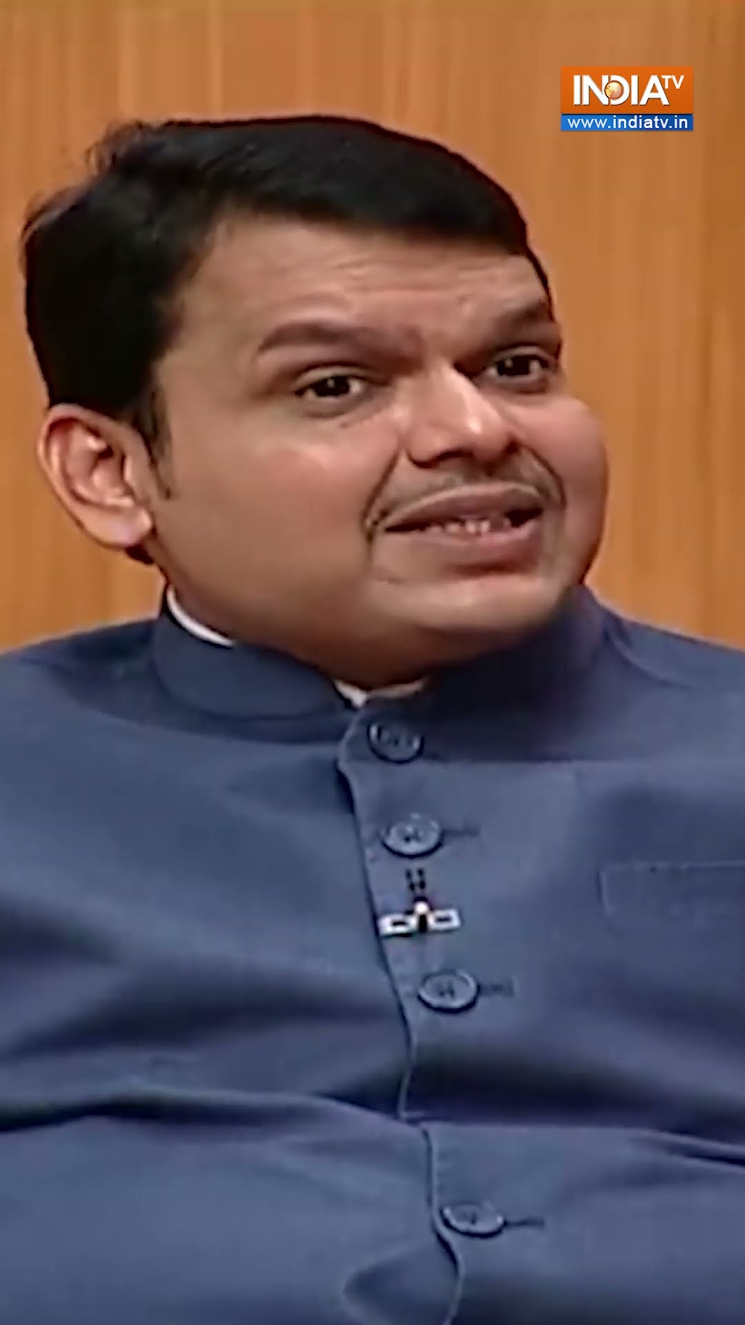 'मुस्लिम समाज को राजनीति नहीं विकास चाहिए' #devendrafadnavis #muslimpolitics #maharashtranewcm