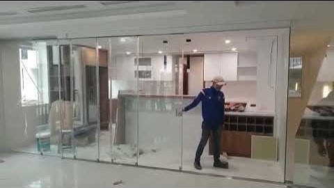 Cửa Kính Cường Lực 4 cánh Xếp Dồn về 1 bên