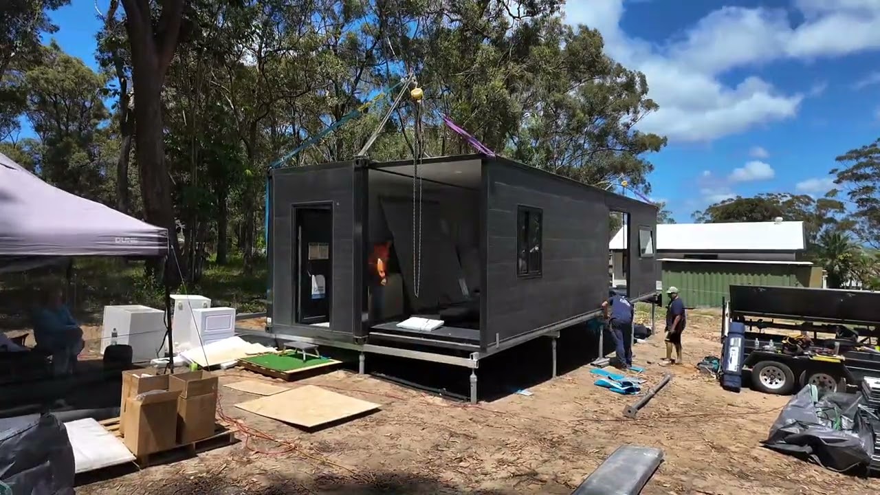 Покадровая съемка крошечного дома с коттеджными домиками