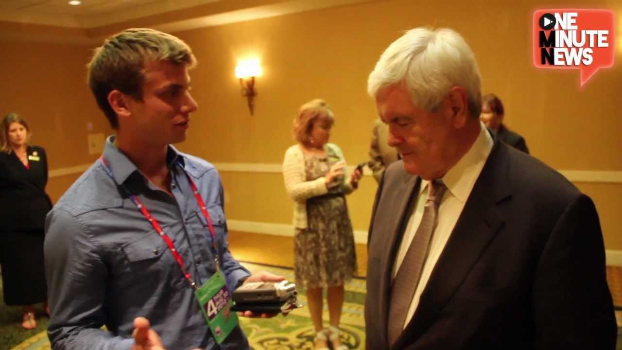 Newt Gingrich: There are dinosaurs (real ones) outside your window  just look