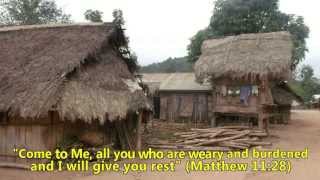 Vignette de la vidéo "Mob Sab Kuv Haiv Hmong (Hmong Christian Song)"