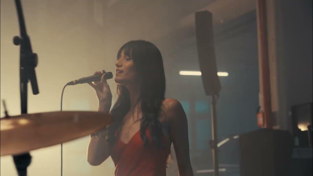 Já imaginou um show em que todos os instrumentos estão ligados a um carro elétrico?