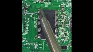 Desoldering and Soldering ic #JLCPCB #pcb #desoldering #soldering #electronic #shorts