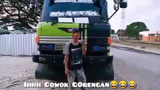 Story WA Pacarmu Ganteng Golek Ninja Tapi Raiso Nyopir Truck COWOK GORENGAN