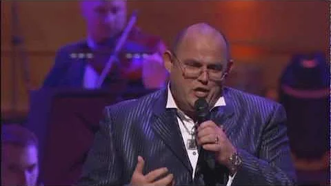 Ronan Tynan singing "Somewhere Over the Rainbow"