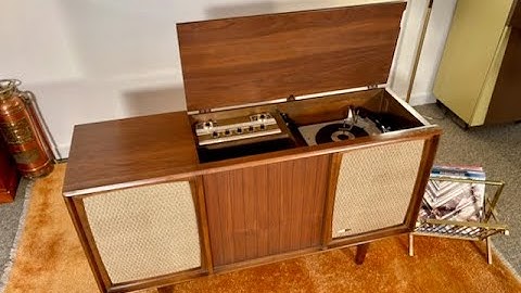 1963 Muntz Stereo Console, Model 975