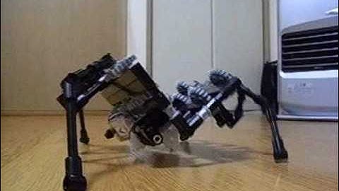 Lego Technic V 4 legs Walking Robot.wmv