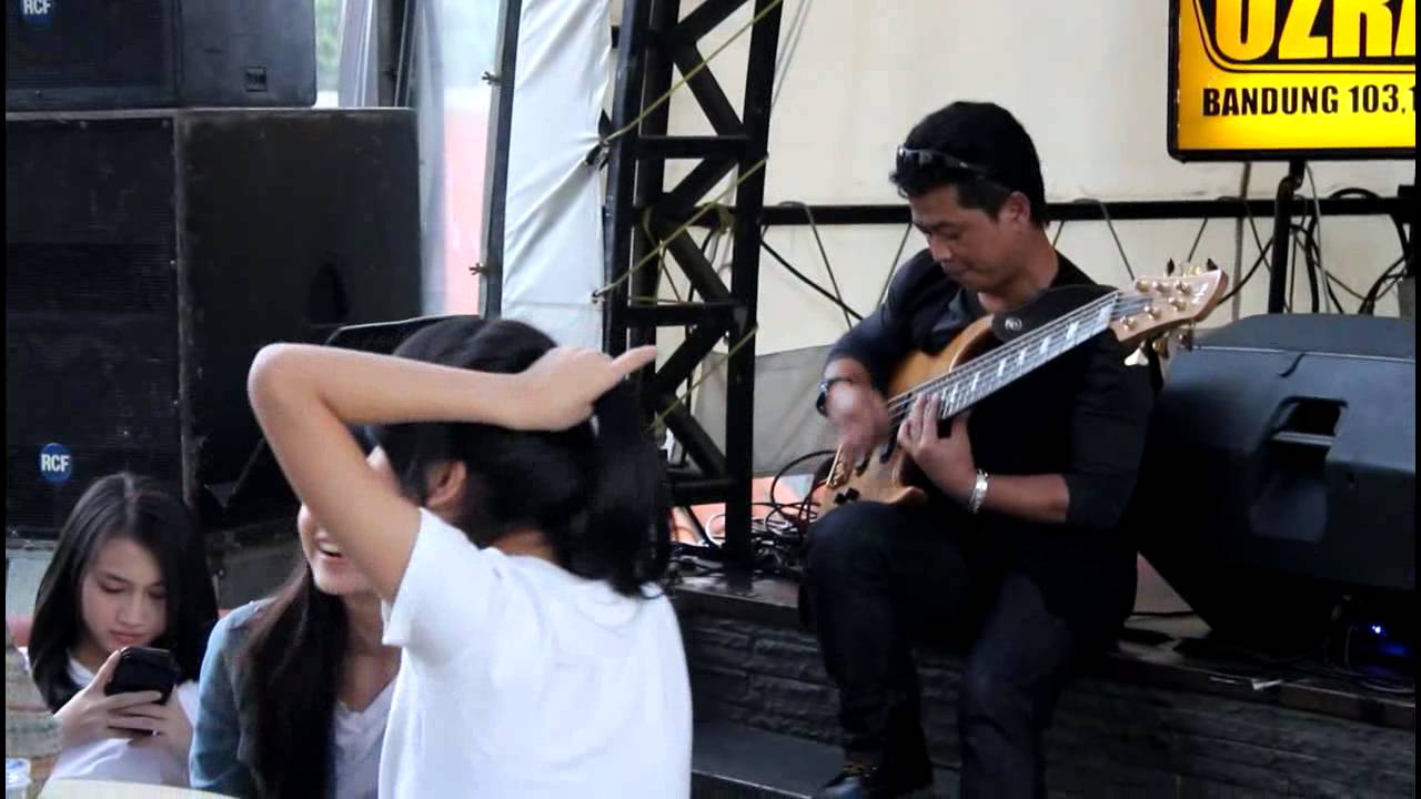 Bass Project - Medley (Adele - Jessie J)