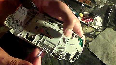 dissembling the psp 3000 for modding part 2 by lobo.
