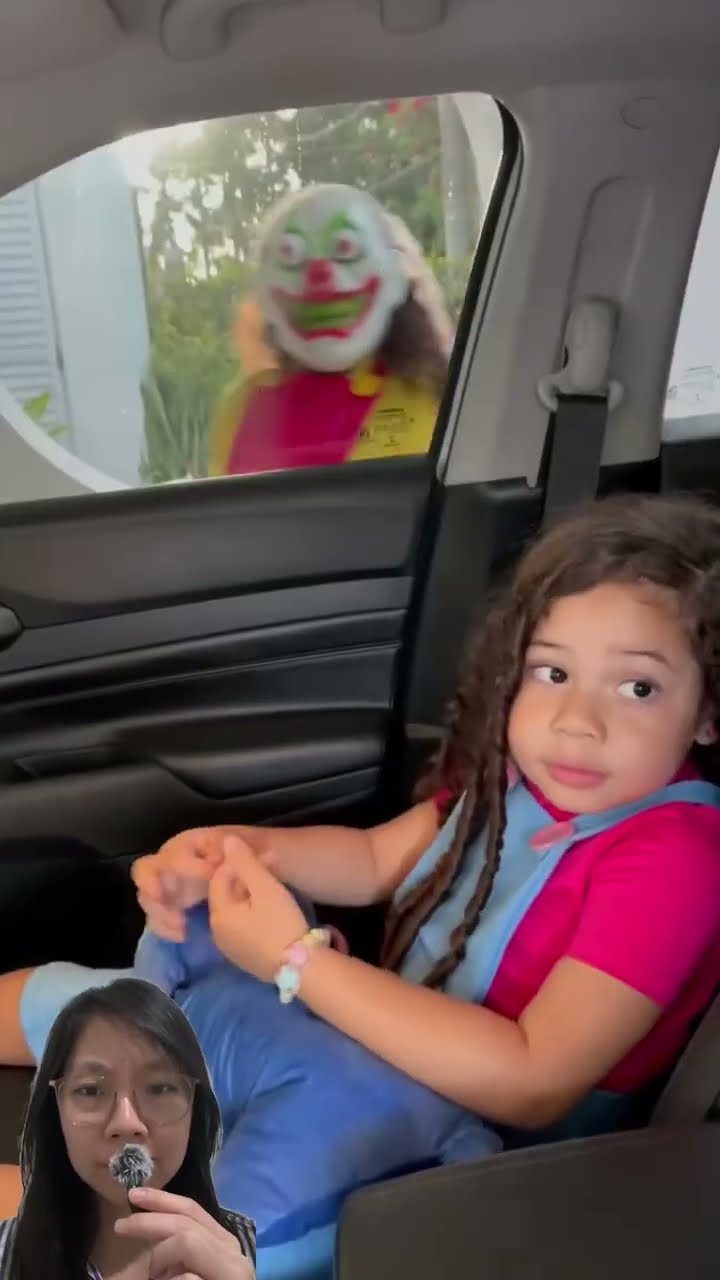 ADA HANTU LEWAT, ADIK KOK GAK NGELIAT YA?
