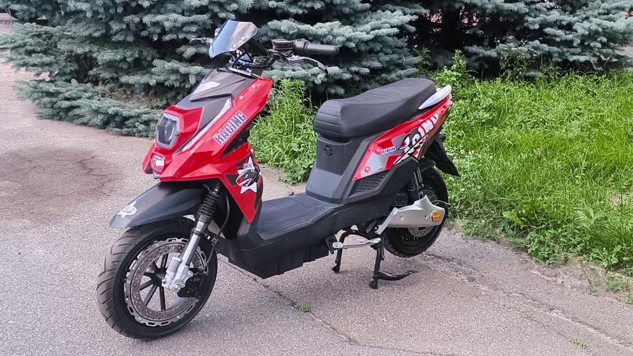 Швидкісний електроскутер Elwinn Shark: 12-дюймові колеса та двигун 1500 Вт!