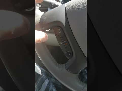 Vídeo: Como você define o controle de cruzeiro em um Chevy Silverado 2007?